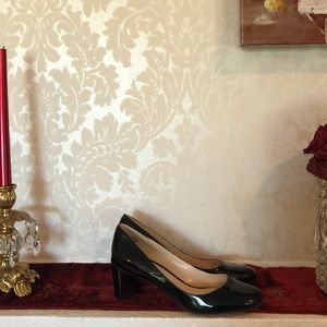 Nine West black pumps (sz 7.5M)